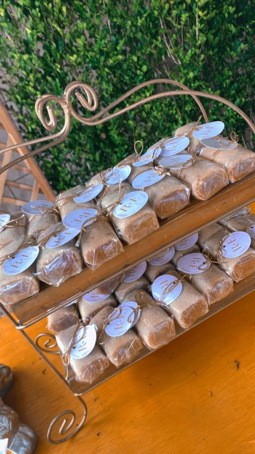 Lembrancinhas de Bolo de Rolo - Bolos de rolo embalados, perfeitos para lembrancinhas